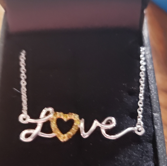 Necklace - Picture 1 of 1